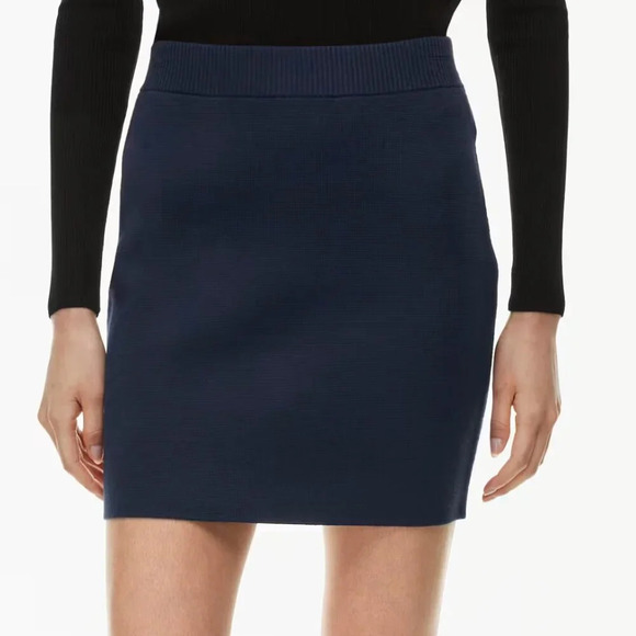 Aritzia Babaton Slim High Waist Knit Mini Gallerist Skirt NWT Pure Indigo Small - Picture 1 of 9